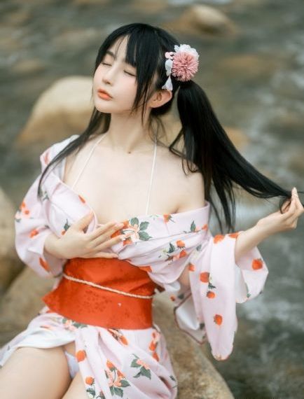 女老师2电影_4K在线观看完整版