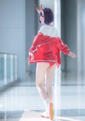 血色浪漫1-32集全集免费看_720免费在线观看